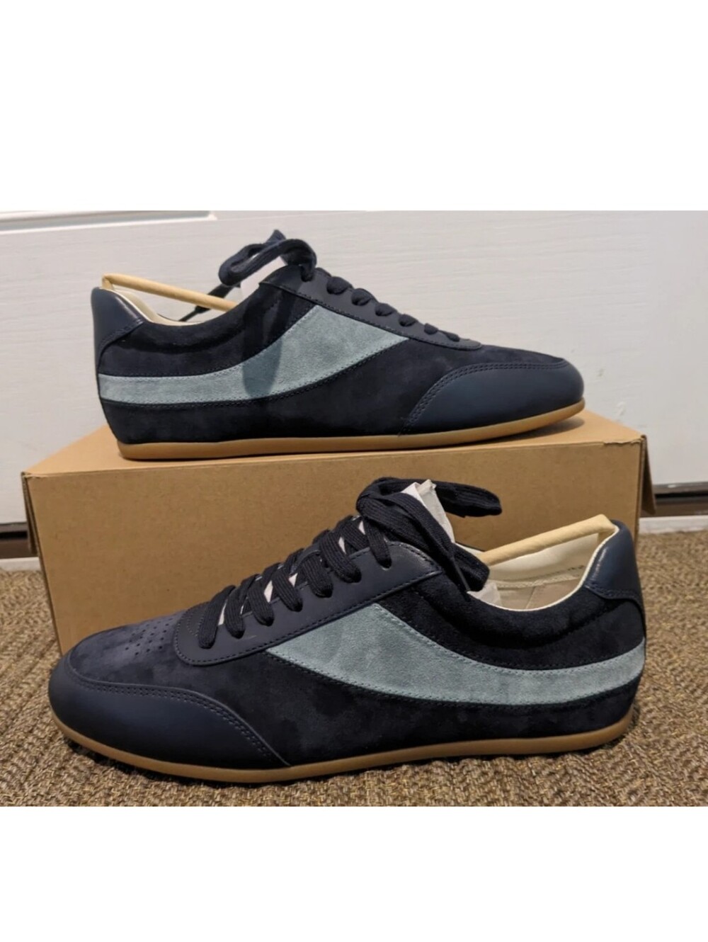 Vince Jet Trainer Suede Sneaker Night Blue Teal Men's Sz US 9 /UK 8 New Whit Box